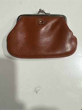 Tommy Hilfiger Brown Leather Kiss-Lock Coin Purse